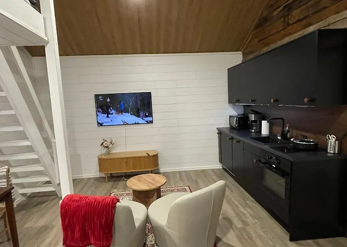 Captains Cabin, Old Town, *